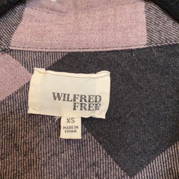 Aritzia Wilfred Free flannel button down - Picture 2 of 4